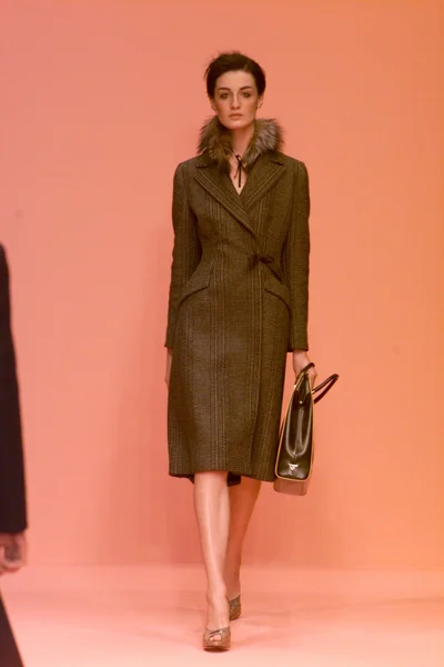 Look 9